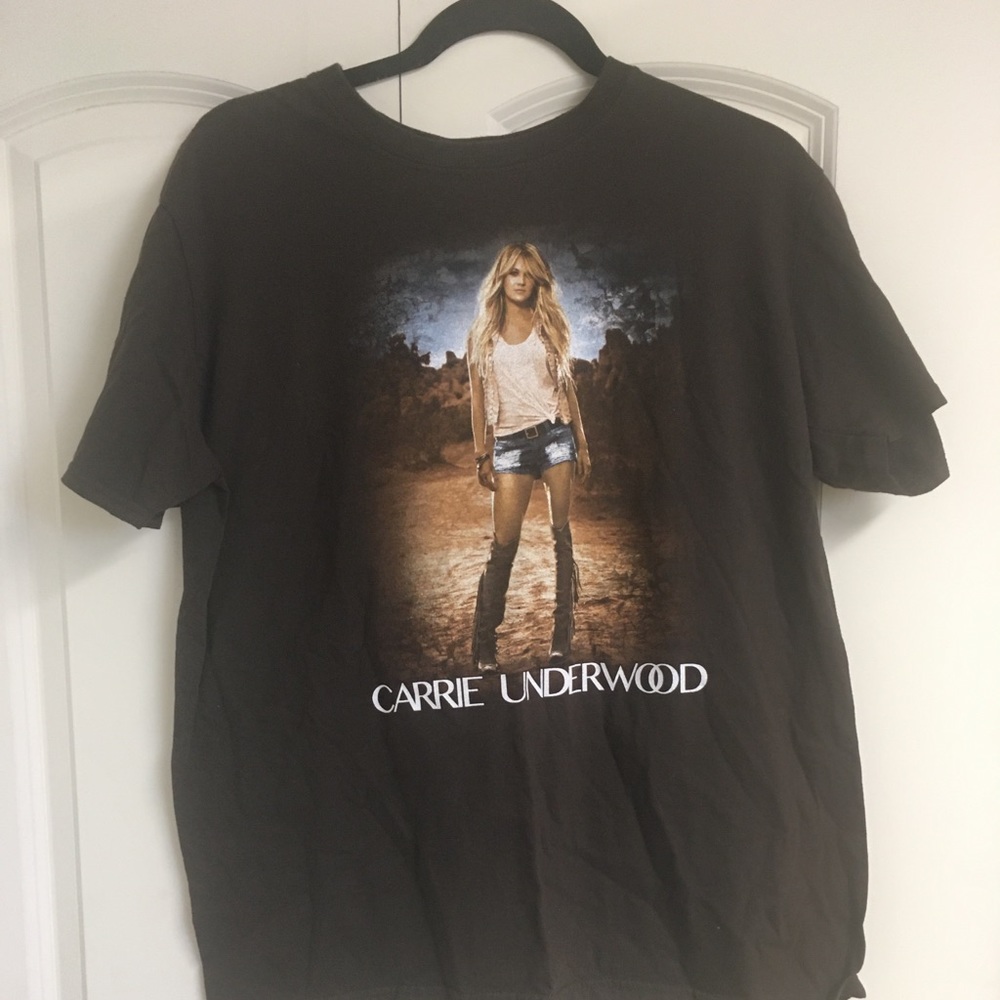 Carrie Underwood story teller tour